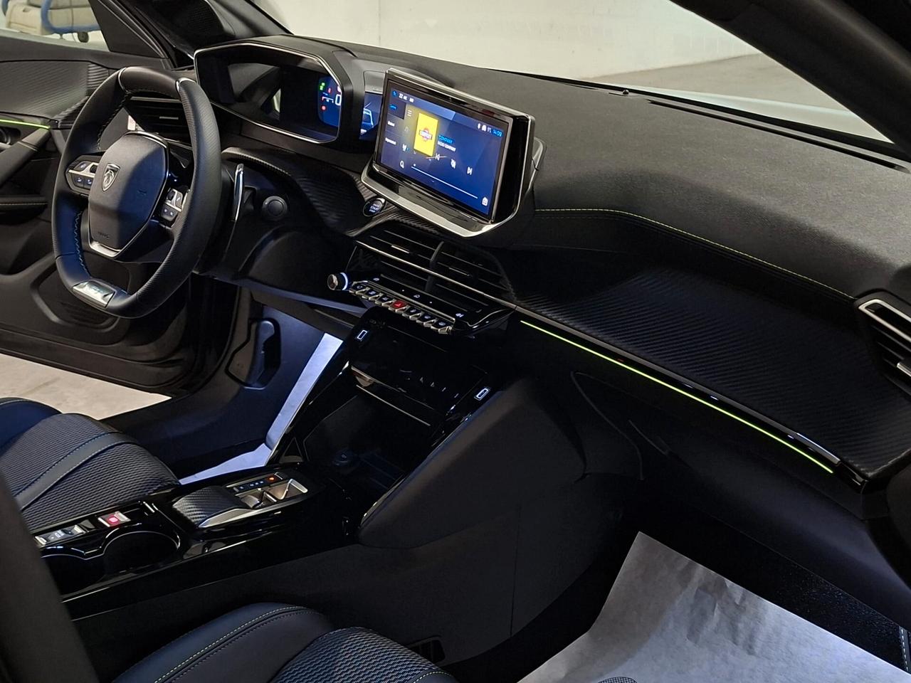 Peugeot 208 1200 mhev Hybrid 136CV GT e-DCS6 Km.0