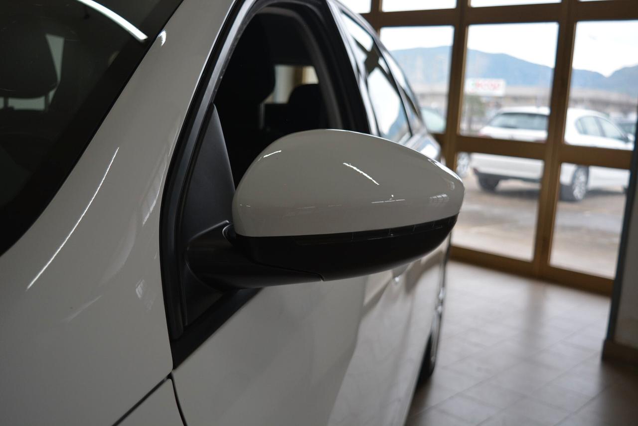 Peugeot 308 BlueHDi 130 S&S SW Active telecamera