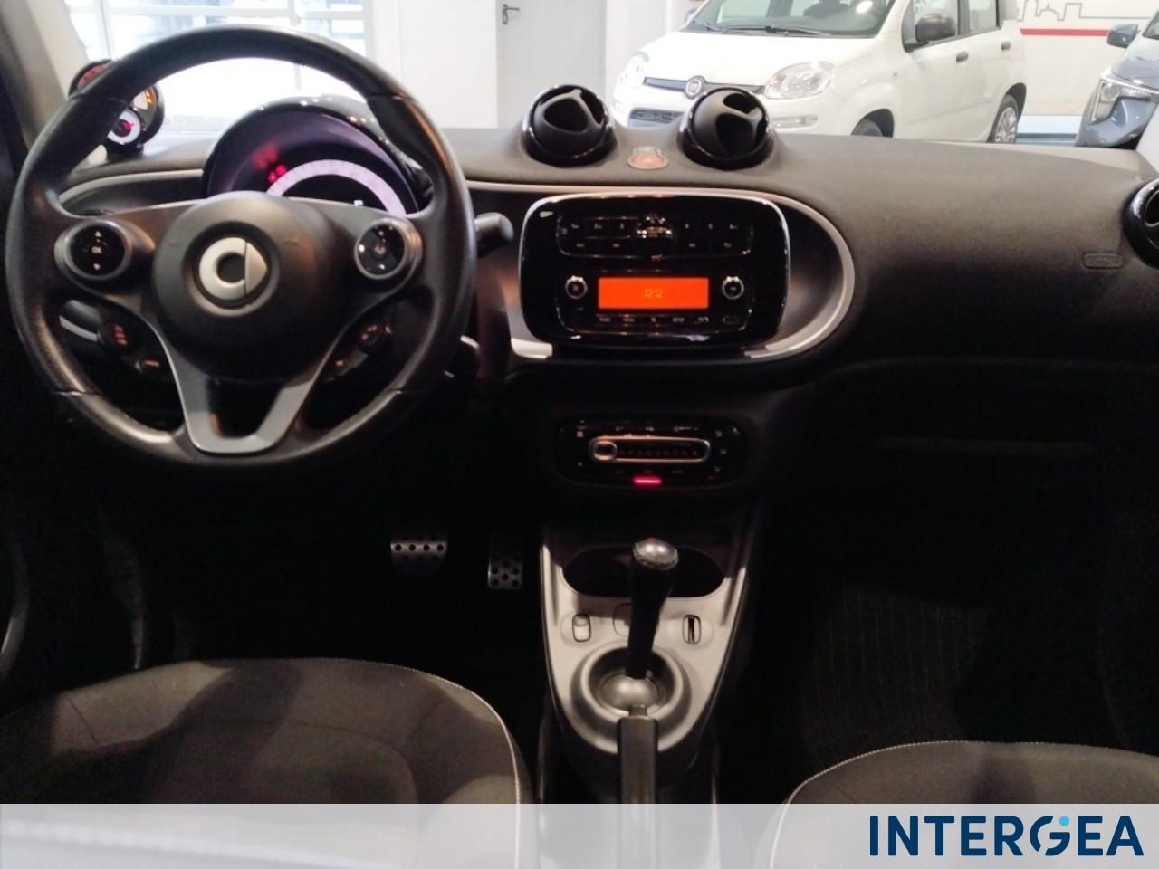 SMART Fortwo eq Lightrunner