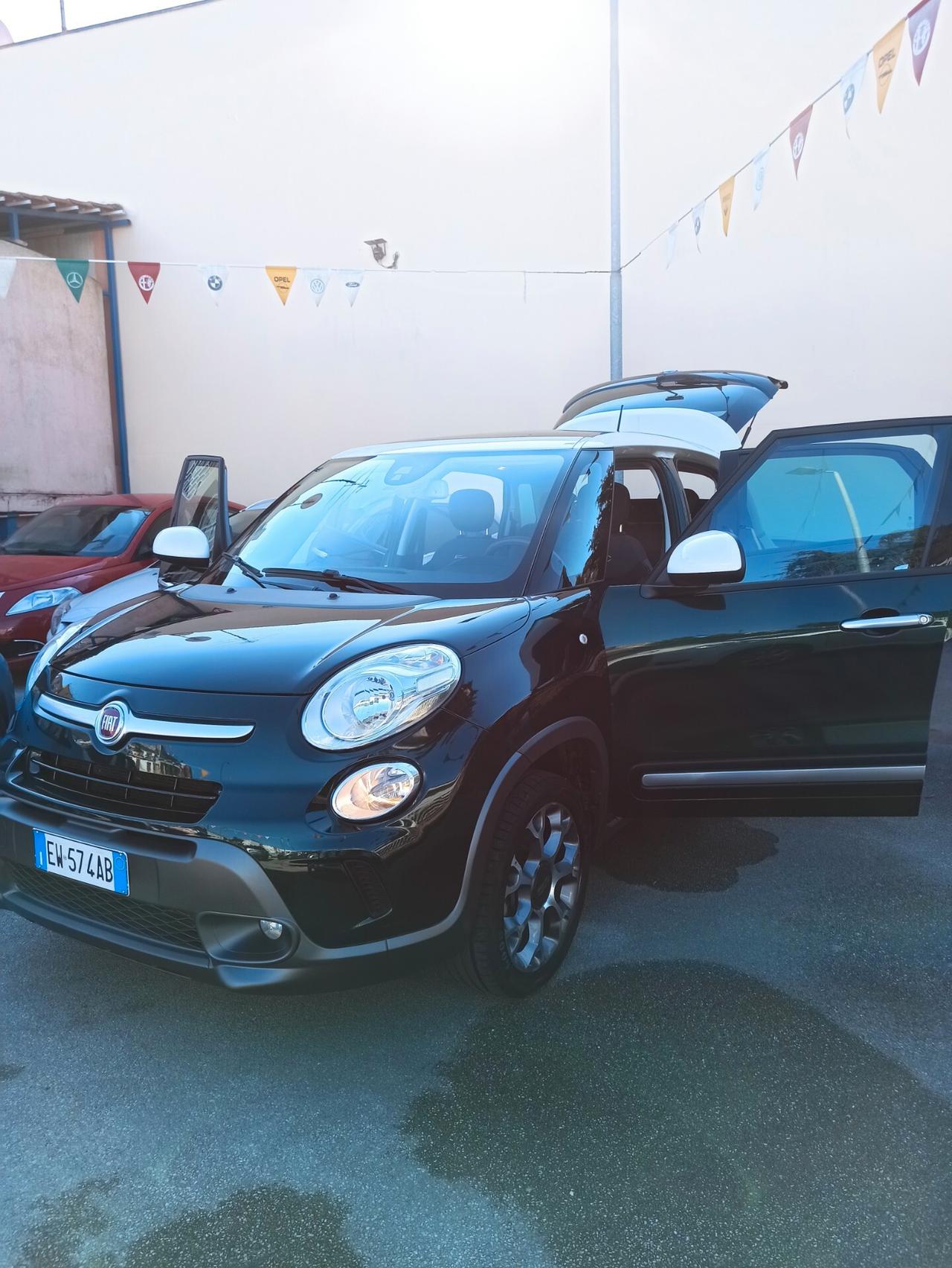 Fiat 500L 1.3 Multijet 85 CV Trekking Tetto panoramico bicolore