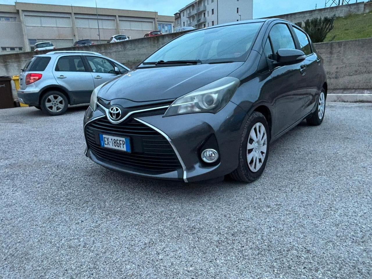 Toyota Yaris 1.4 D-4D 5 porte Lounge