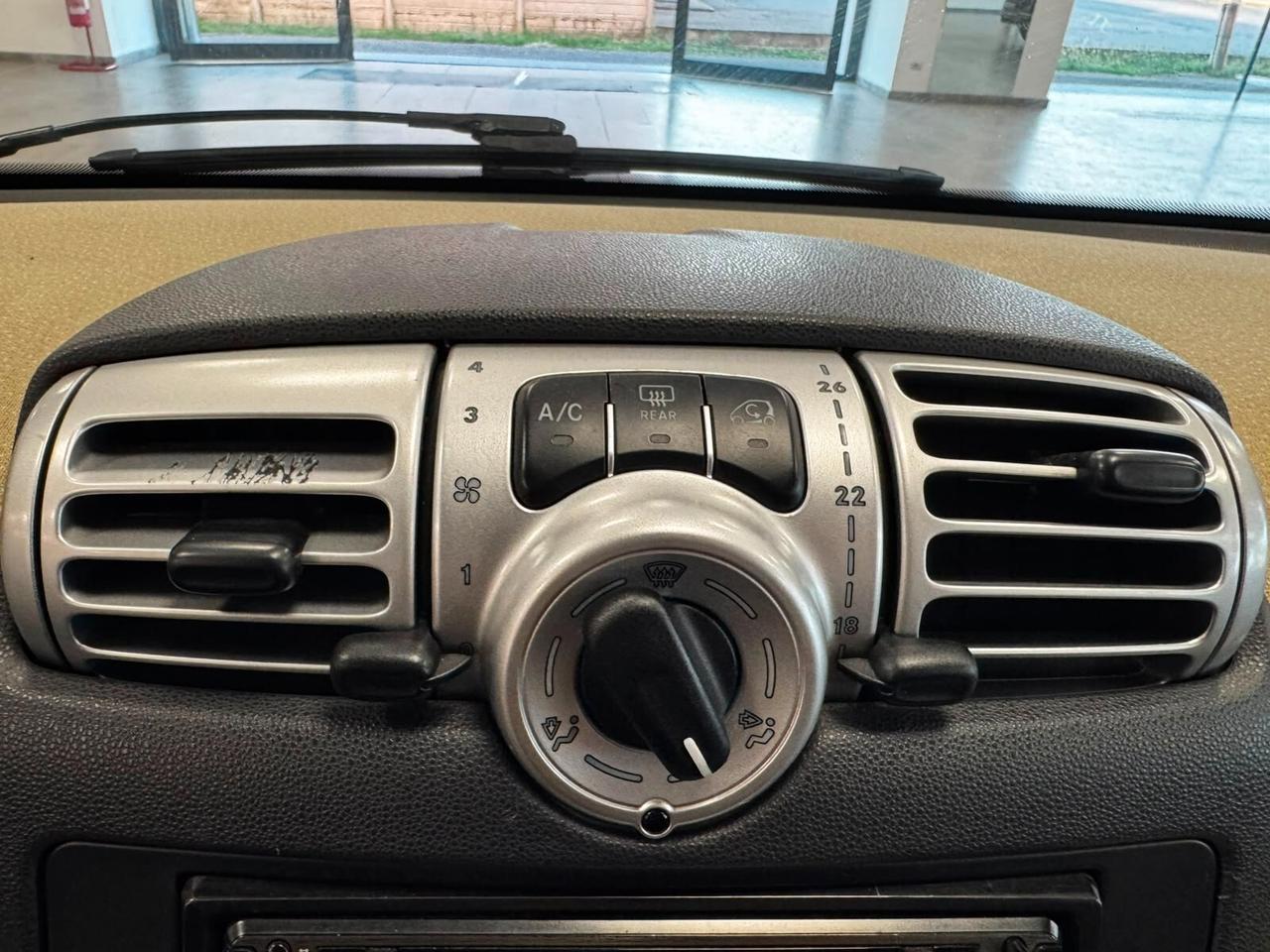 Smart ForTwo 1000 62 kW coupé passion