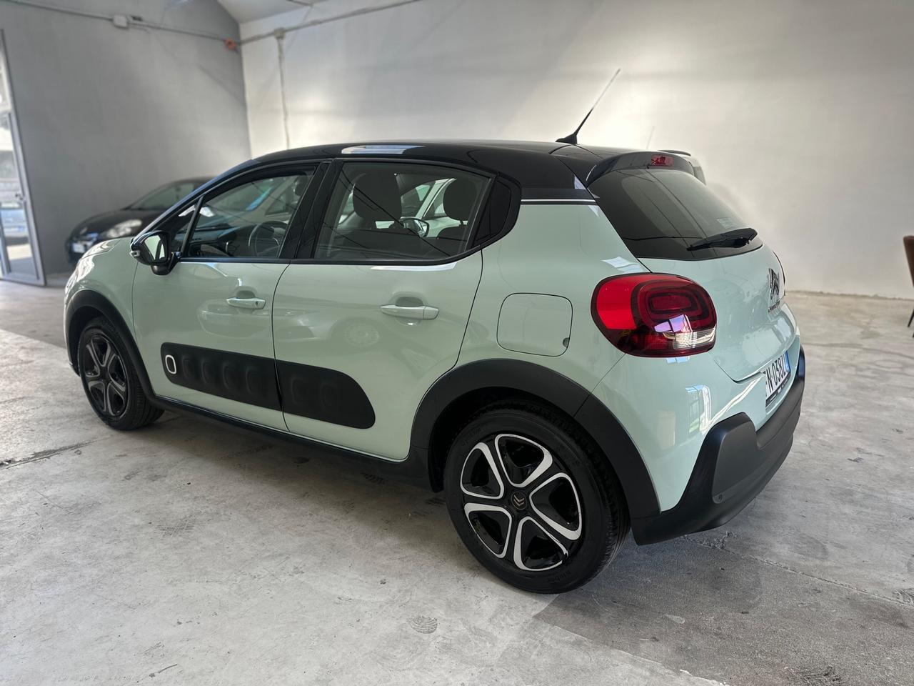 Citroen C3 PureTech 82 GPL Shine