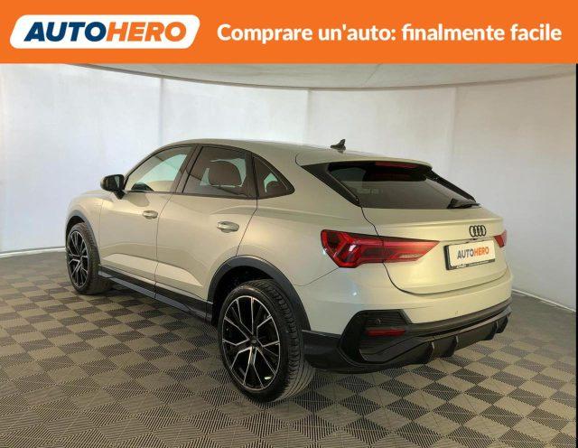 AUDI Q3 35 TDI S line edition