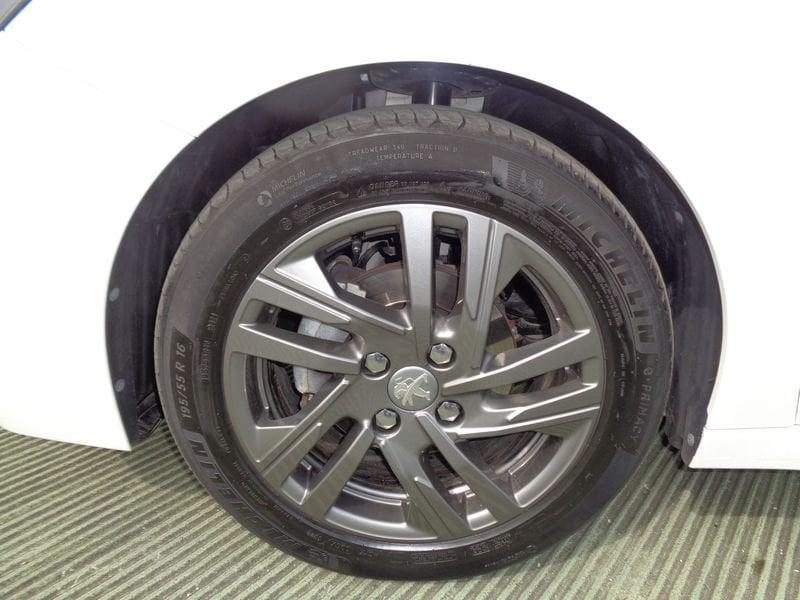 Peugeot 208 208 1.2 puretech Active Pack s&s 75cv
