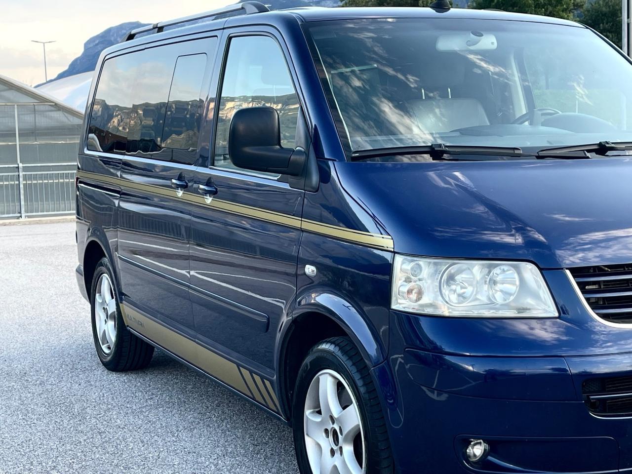 Multivan 2.5 TDI/130CV Highline LUXURY