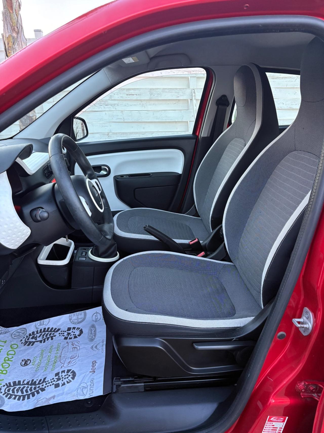 Renault Twingo pari al nuovo 1.0 benzina 125.000 km