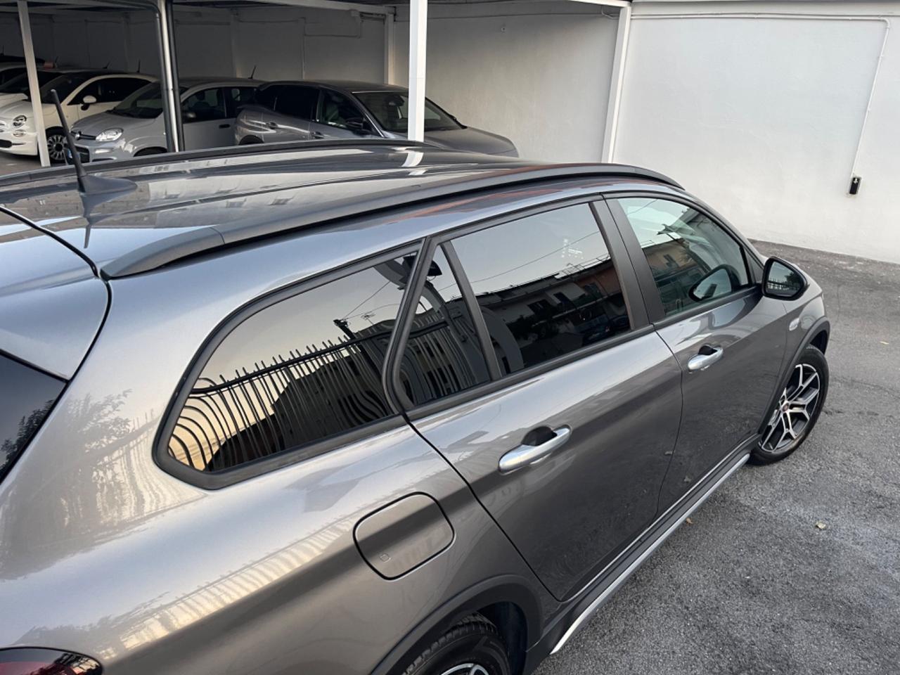 Fiat Tipo 1.6 Mjt S&S SW Cross KM 32.000! / BLOCK SHAFT