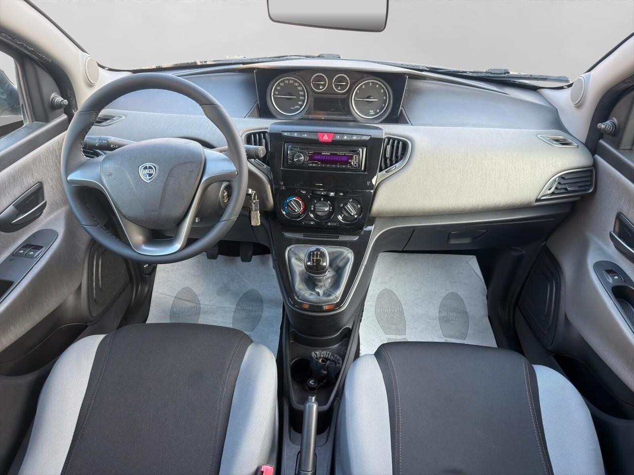 Lancia Ypsilon 1.2 69cv GPL Ecochic Gold