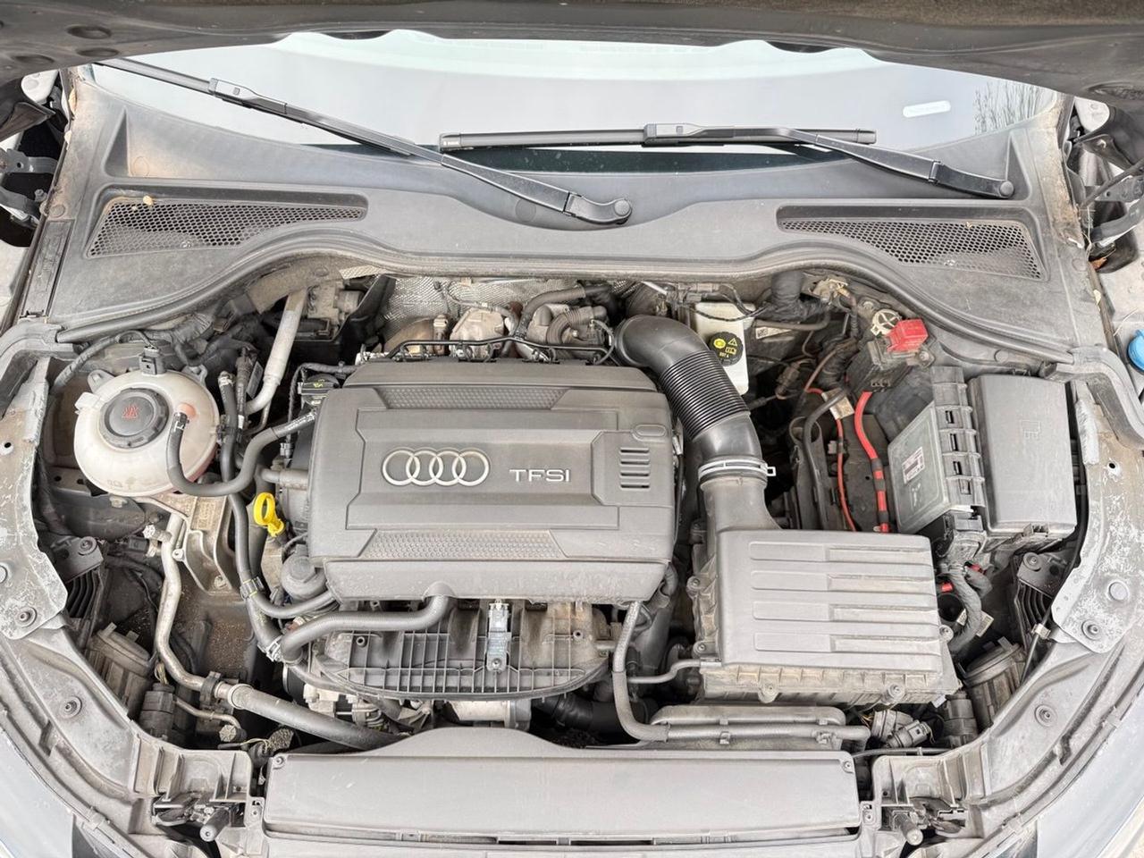 Audi Coupe TT Coupe 1.8 TFSI Design #9929