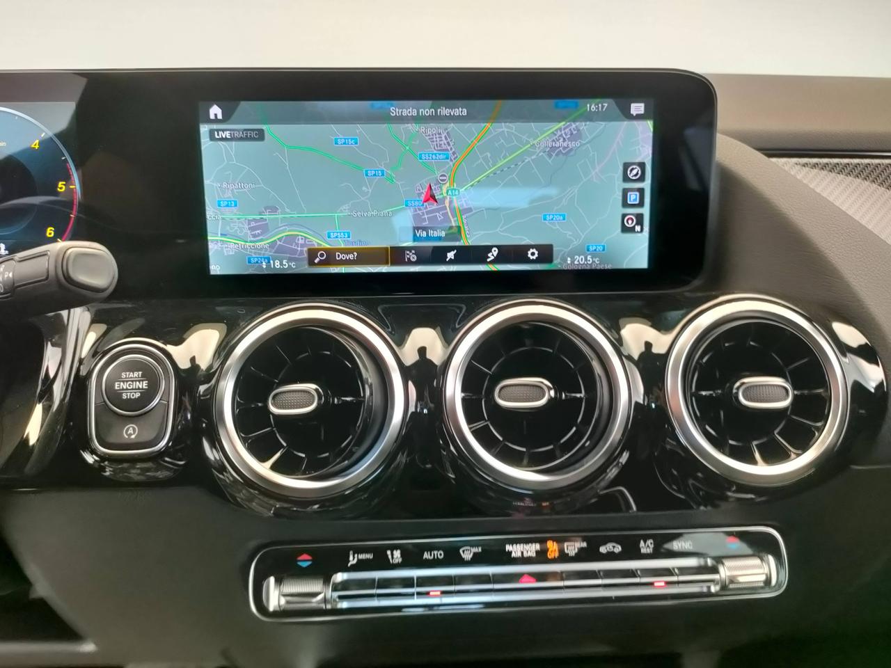 Mercedes-Benz GLA-H247 2020 - GLA 200 d Premium auto