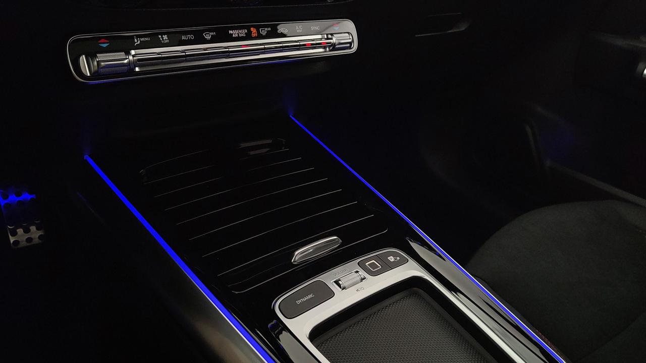 Mercedes-Benz GLA 200 d automatic