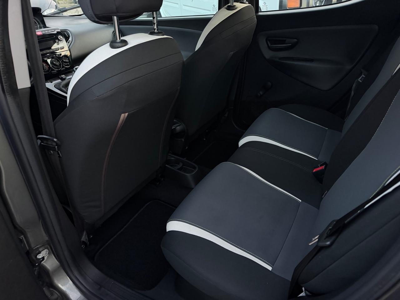 Lancia Ypsilon 0.9 TwinAir 85 CV Metano – 2014