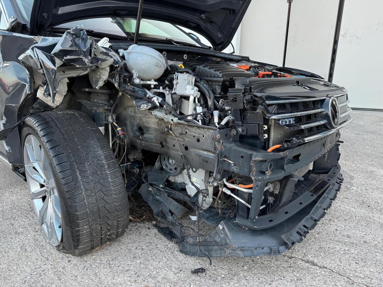 Volkswagen Passat Variant 1.4 phev GTE dsg INCIDENTATA