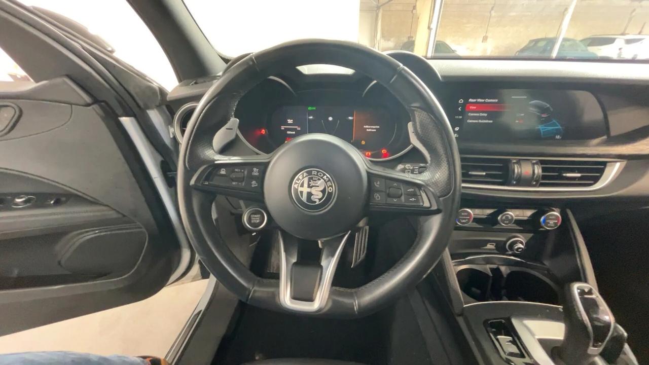 Alfa Romeo Stelvio 2.2 Turbodiesel 160 CV AT8 RWD Super Business