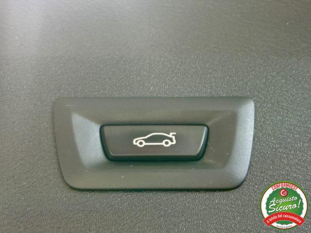 BMW X1 sDrive18d Advantage *LED*