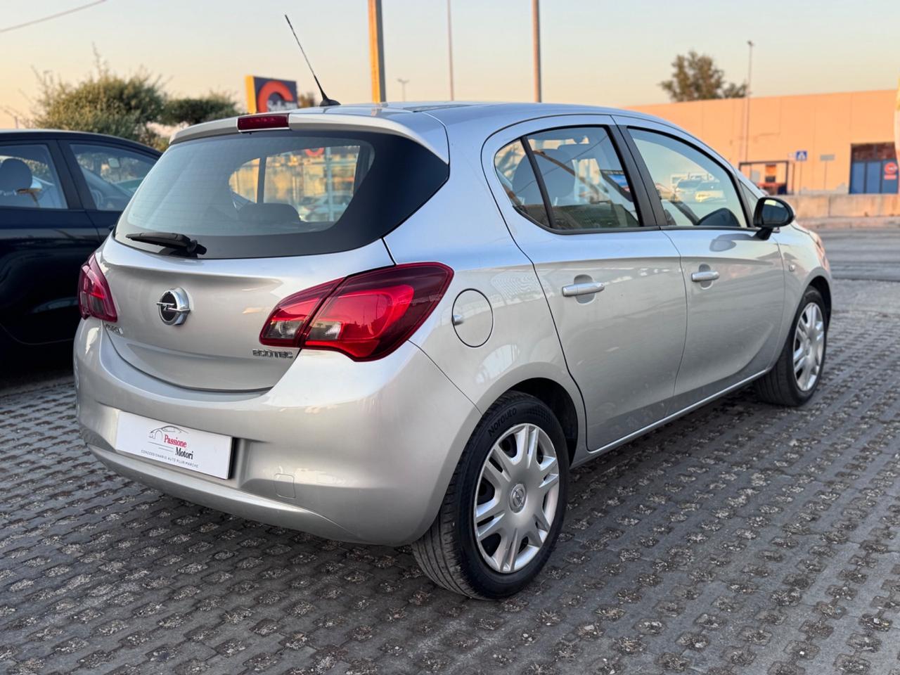 Opel Corsa 1.4 90CV GPL Tech 5 porte Innovation