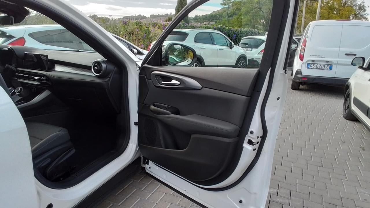 Alfa Romeo Tonale 1.6 VGT-D Ti