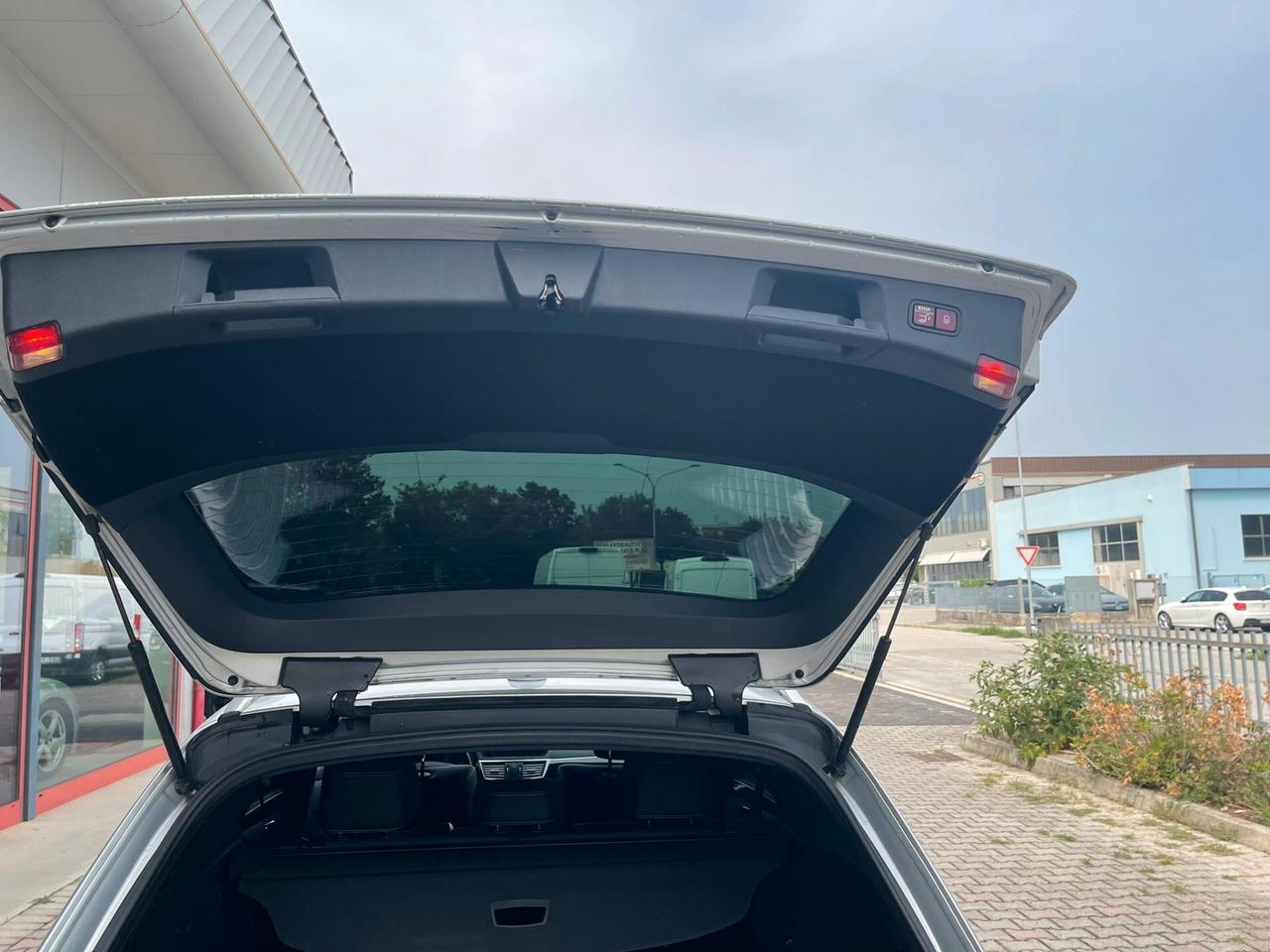 Mercedes-benz E 350 CDI S.W. BlueEFF. 4M. AMG PACK