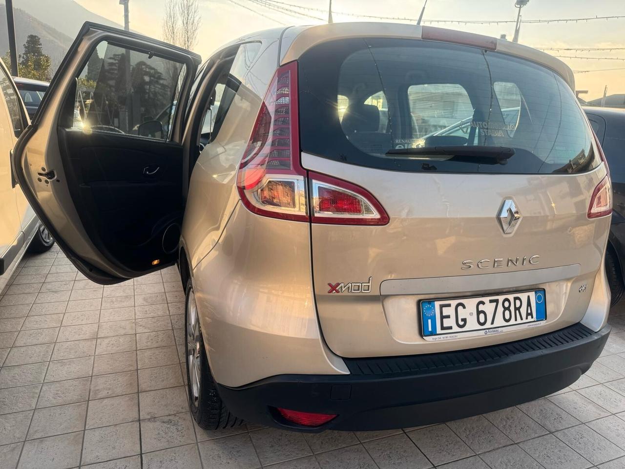 Renault Scenic Scénic X-Mod 1.5 dCi 110CV EDC Luxe