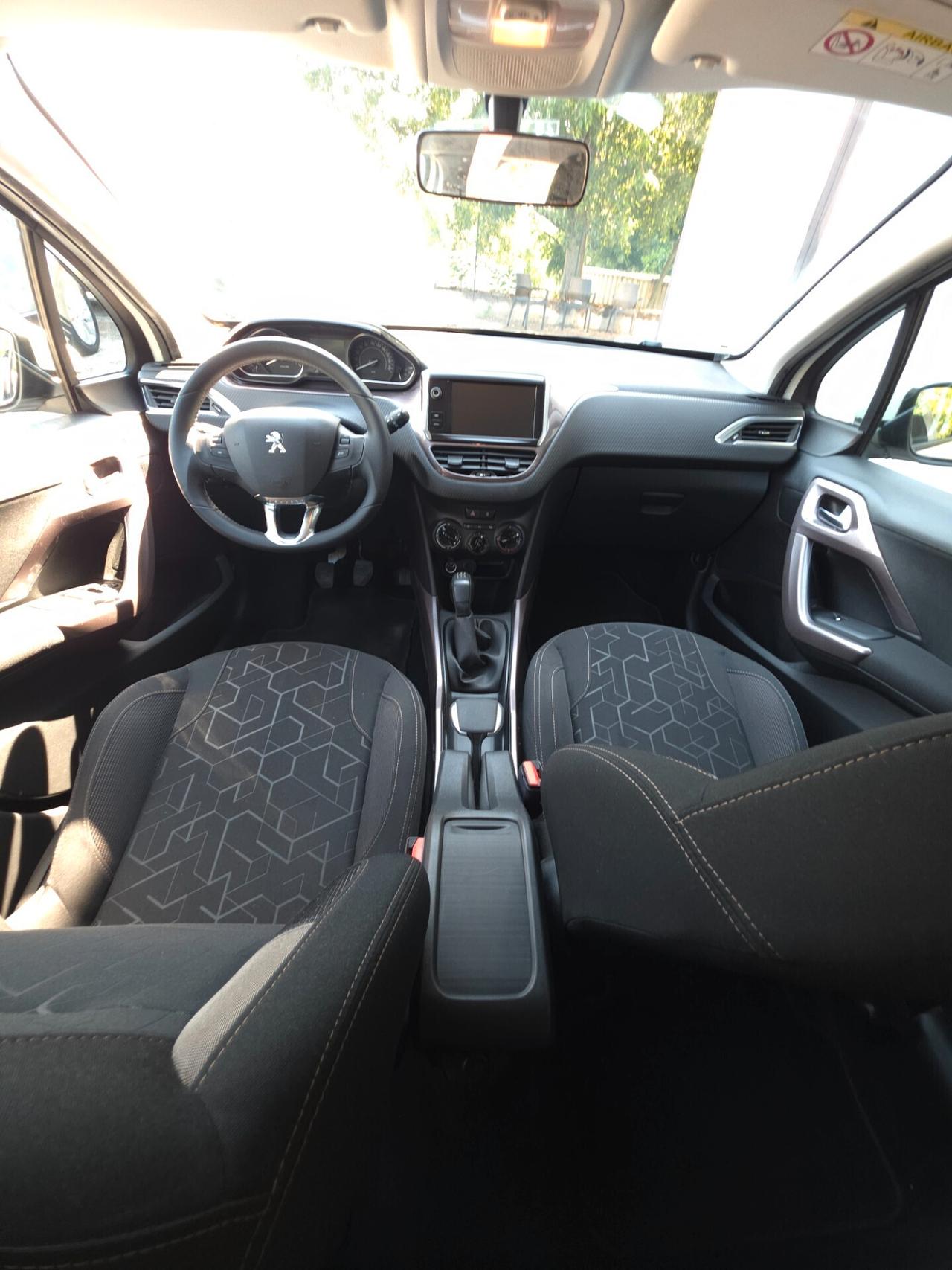 Peugeot 2008 PureTech 82 Allure