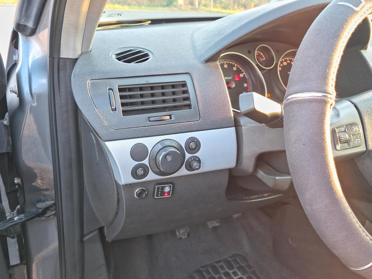 Opel Astra 1.6 16V Twinport 5 porte Cosmo GPL 2006 E4 Manuale NEO