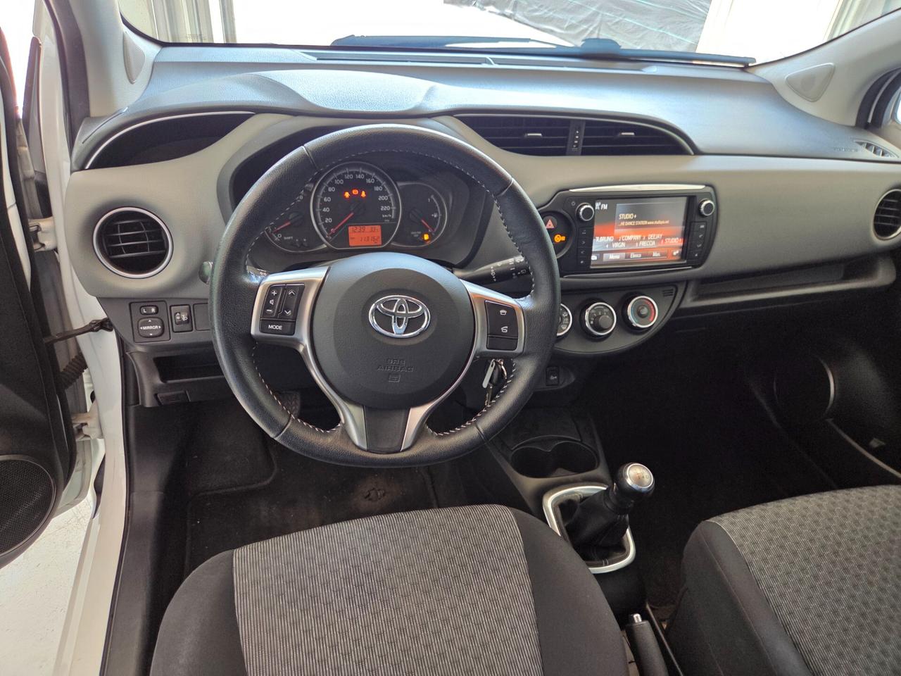 Toyota Yaris 1.0 5 porte Lounge unico proprietario