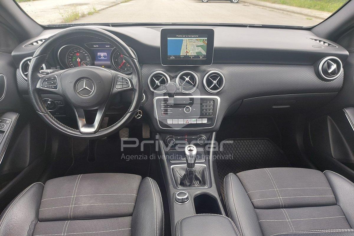 MERCEDES A 180 d Business