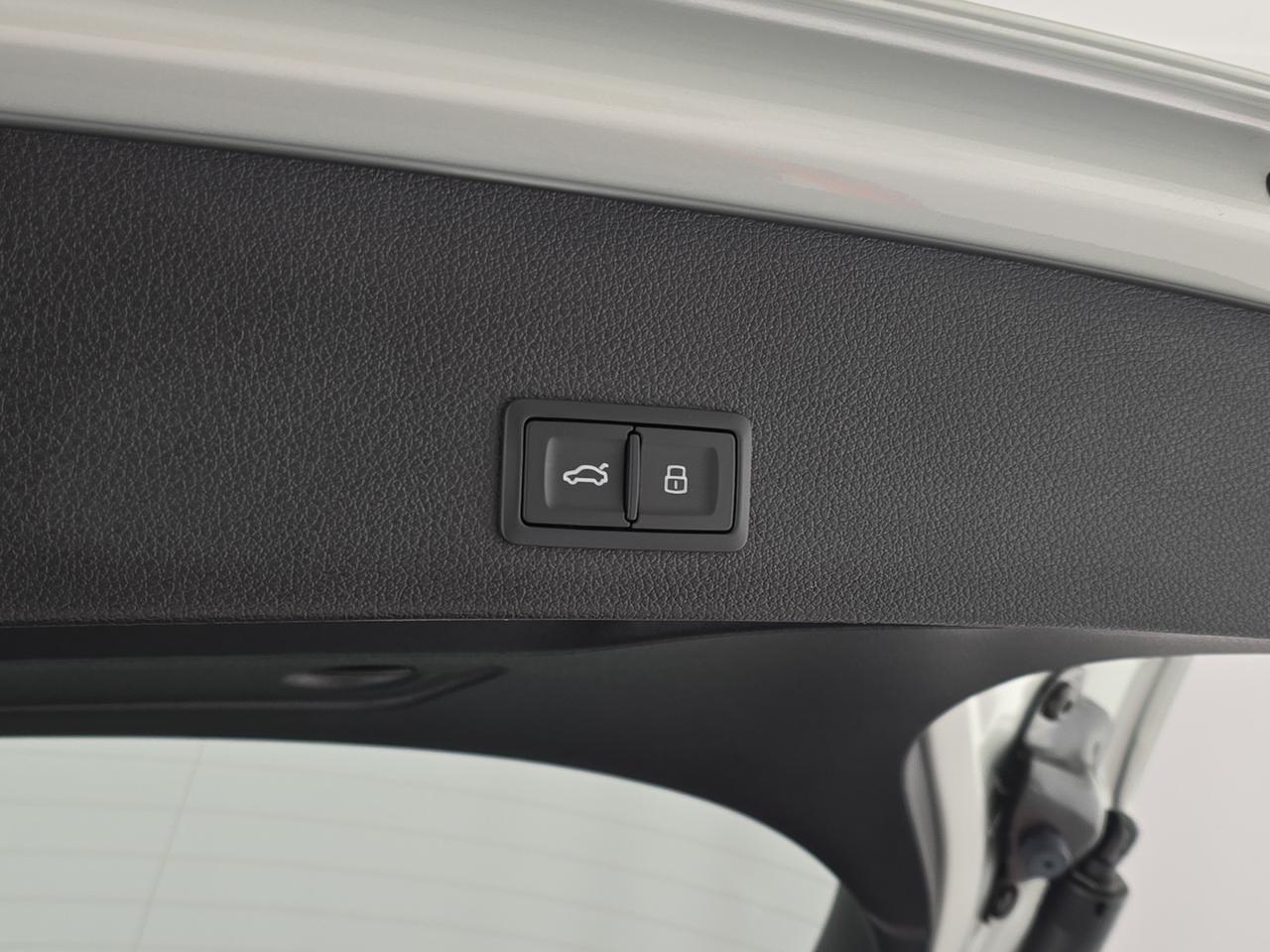 Audi Q2 30 1.0 tfsi business advanced 116cv