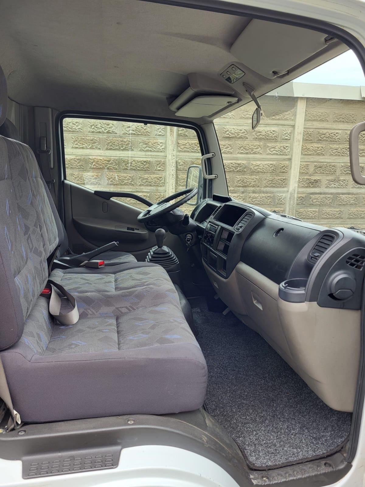 Nissan Cabstar FISSO 100000km