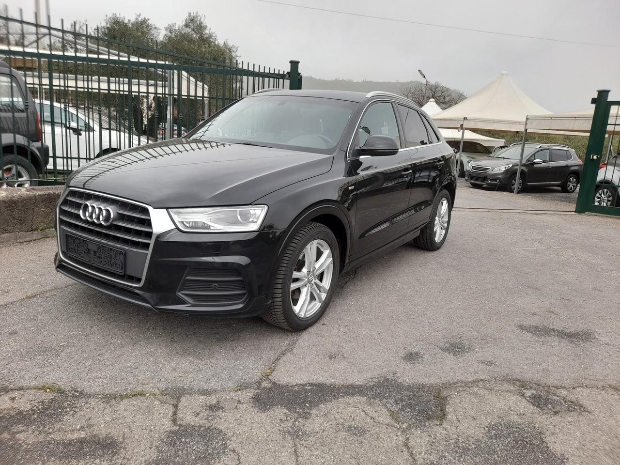 Audi Q3 2.0 TDI 140 CV S-line