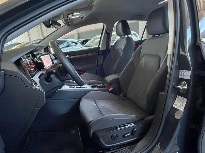 Volkswagen Golf 1.4 TSI eHYBRID 204CV DSG Style