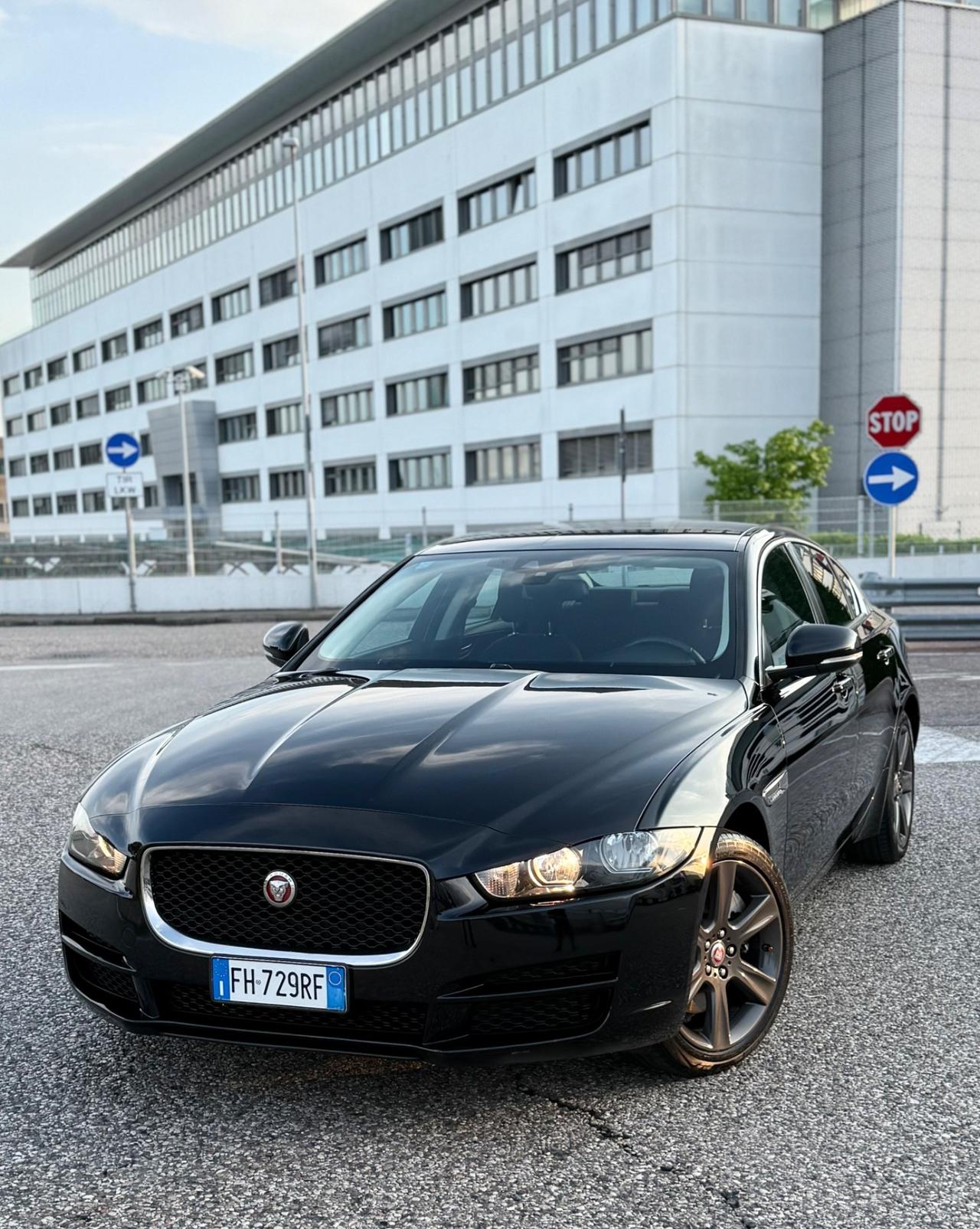Jaguar XF 2.0 D 180 CV AWD aut. Portfolio
