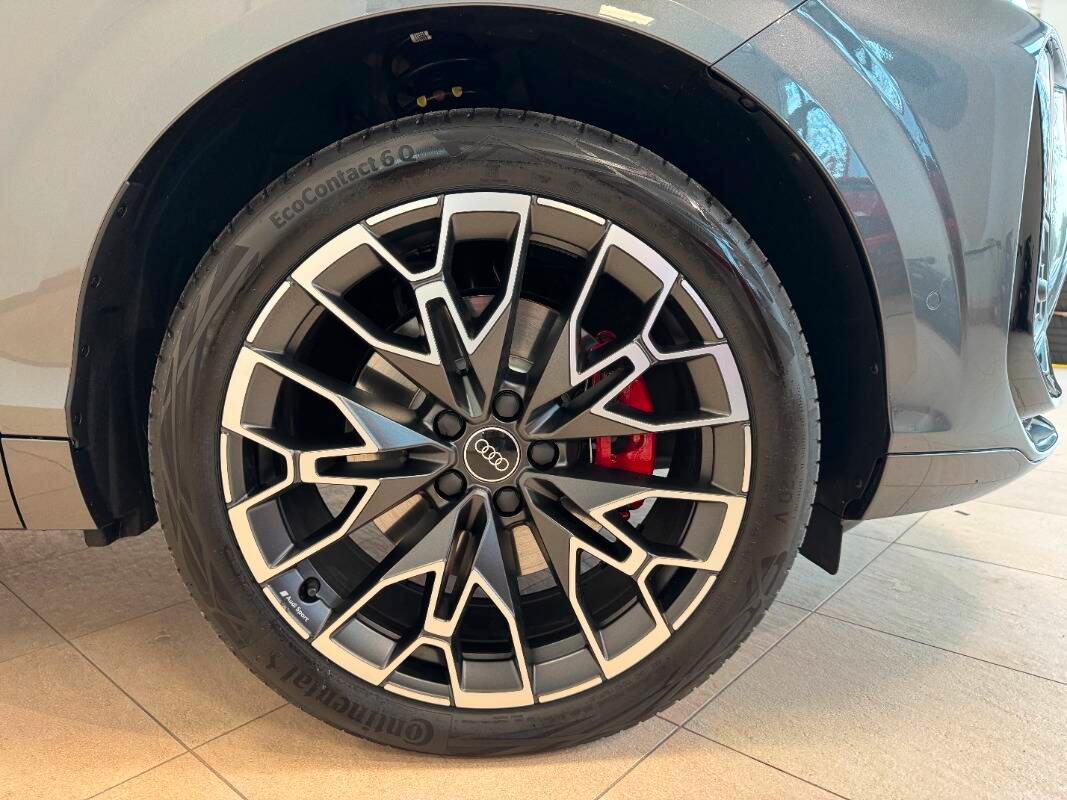 Audi Q3 Sportback Sportback TFSI S Line Quattro 204cv-Tetto-Sosp. Pneu