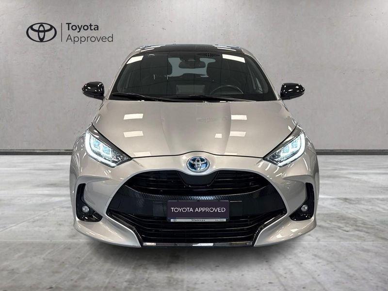 Toyota Yaris Hybrid Lounge MY22