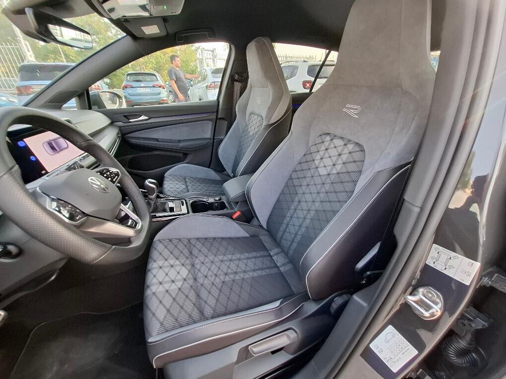 VOLKSWAGEN GOLF 1.5 TSI 130CV R-LINE