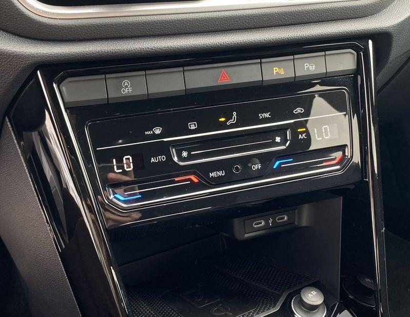Volkswagen T-Roc R-Line 2.0 TDI 150CV DSG