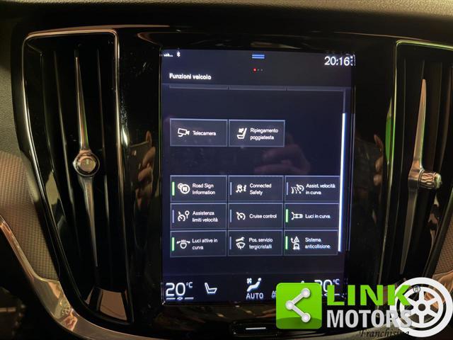 VOLVO V60 D3 Geartronic R-design - IVA -FULL- GANCIO -24MESI