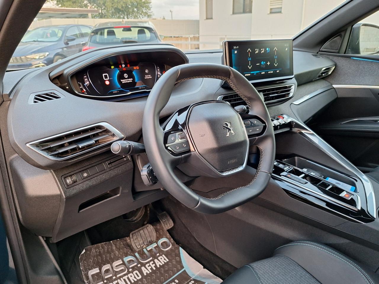 Peugeot 5008 BlueHDi 130 S&S EAT8 Allure Pack Nav+Retrocam