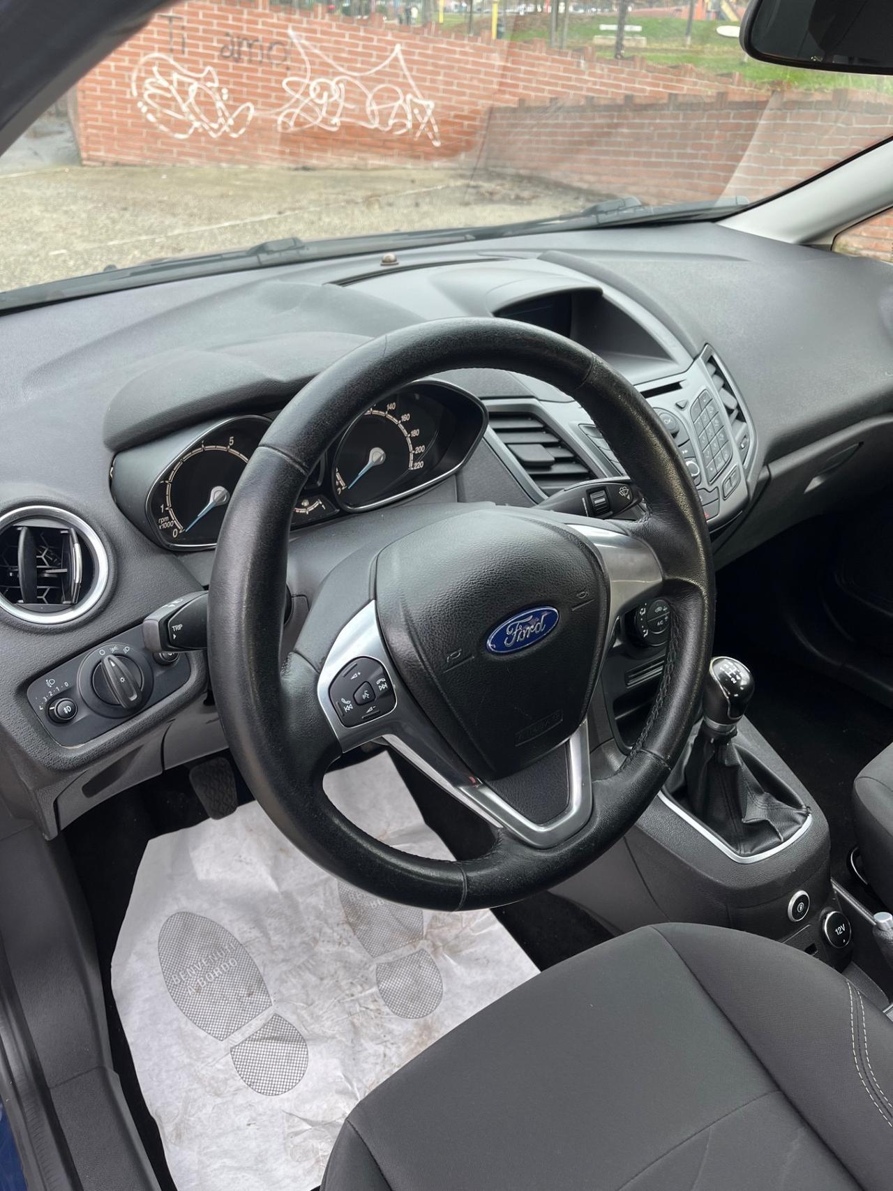 Ford Fiesta 1.4 5p. Bz.- GPL Titanium