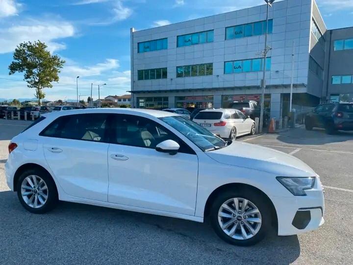 Audi A3 SPB 30 g-tron S tronic Business