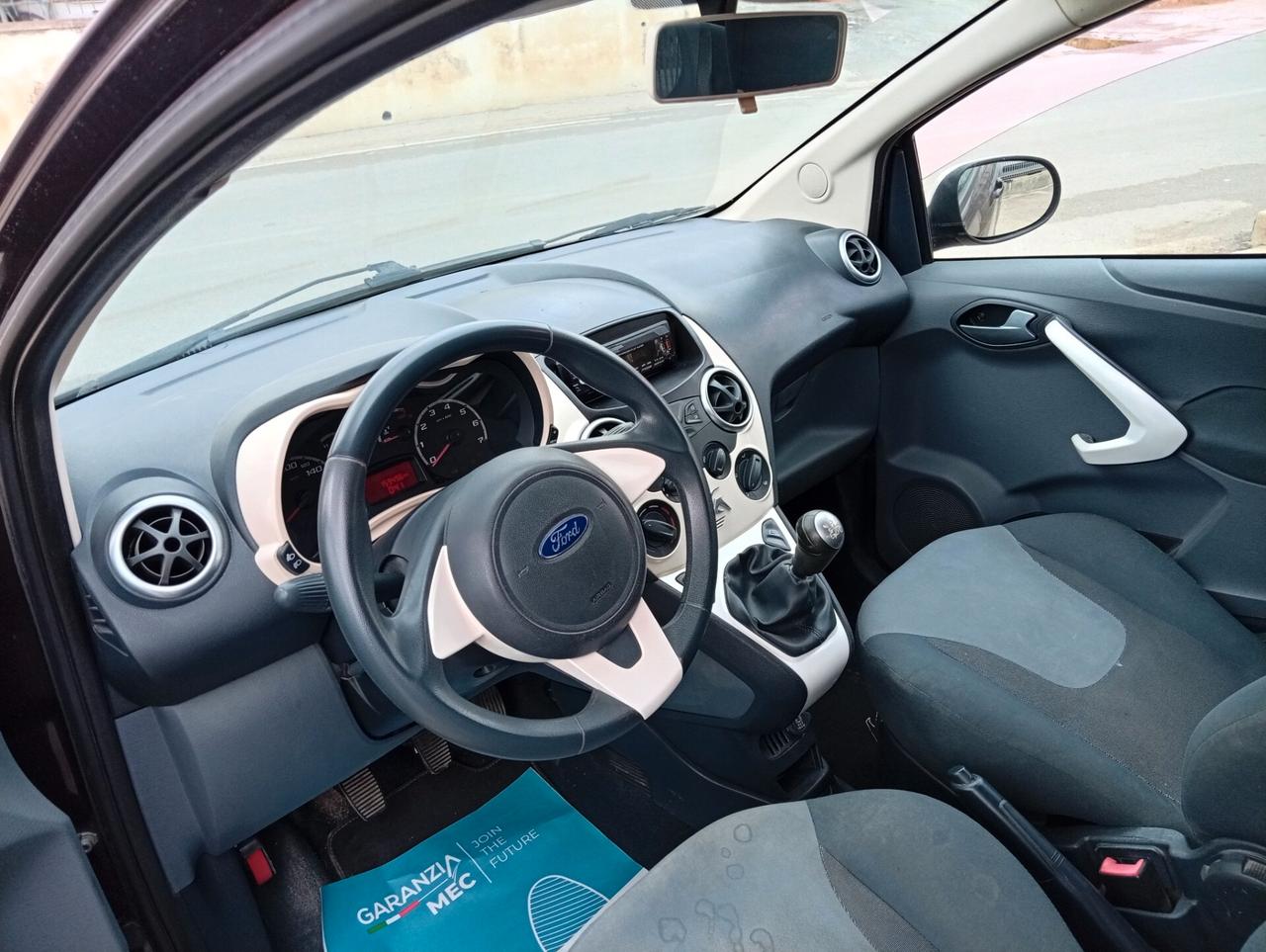 Ford Ka 1.3 TDCi 75CV Titanium