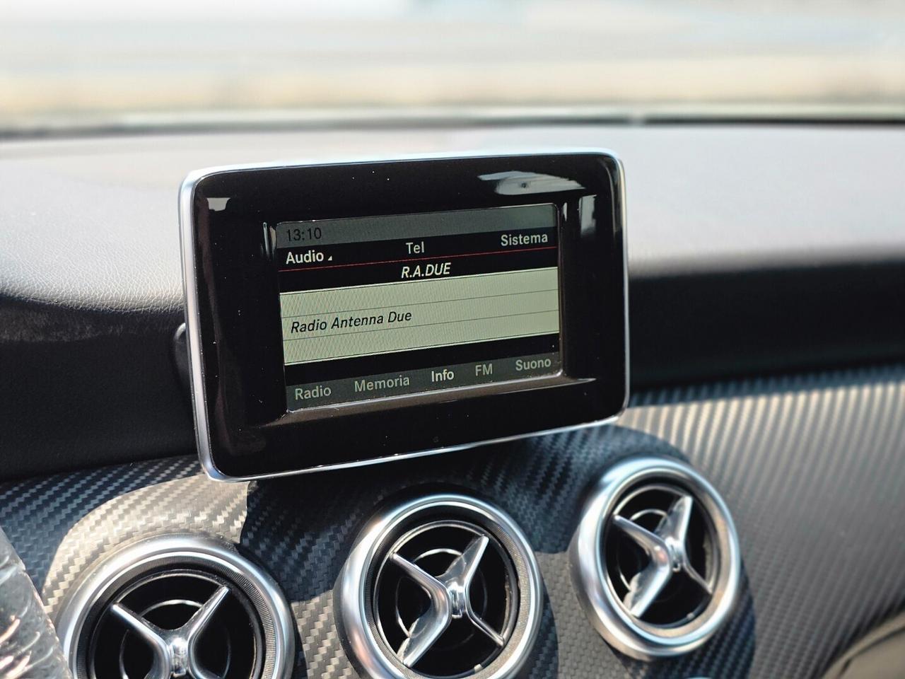 MERCEDES CLASSE A180 PREMIUM AMG 130MILA KM - 2014
