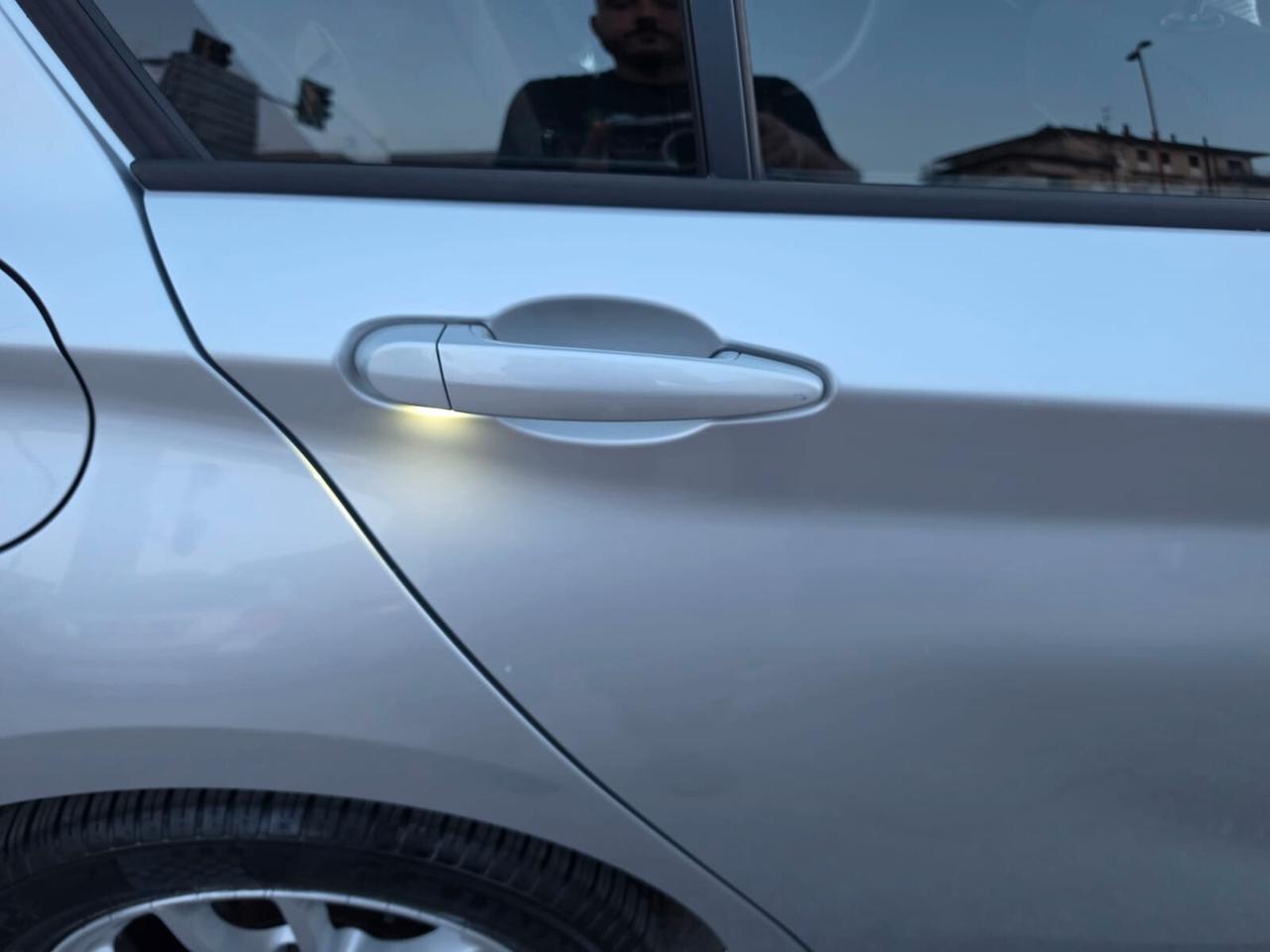 Bmw 116 116d 5p. Urban