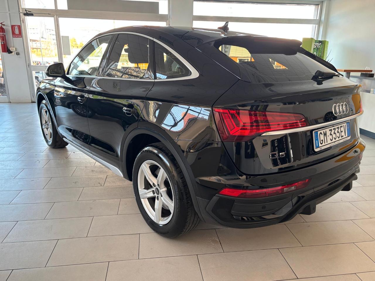 Audi Q5 35 TDI S tronic Business Advanced