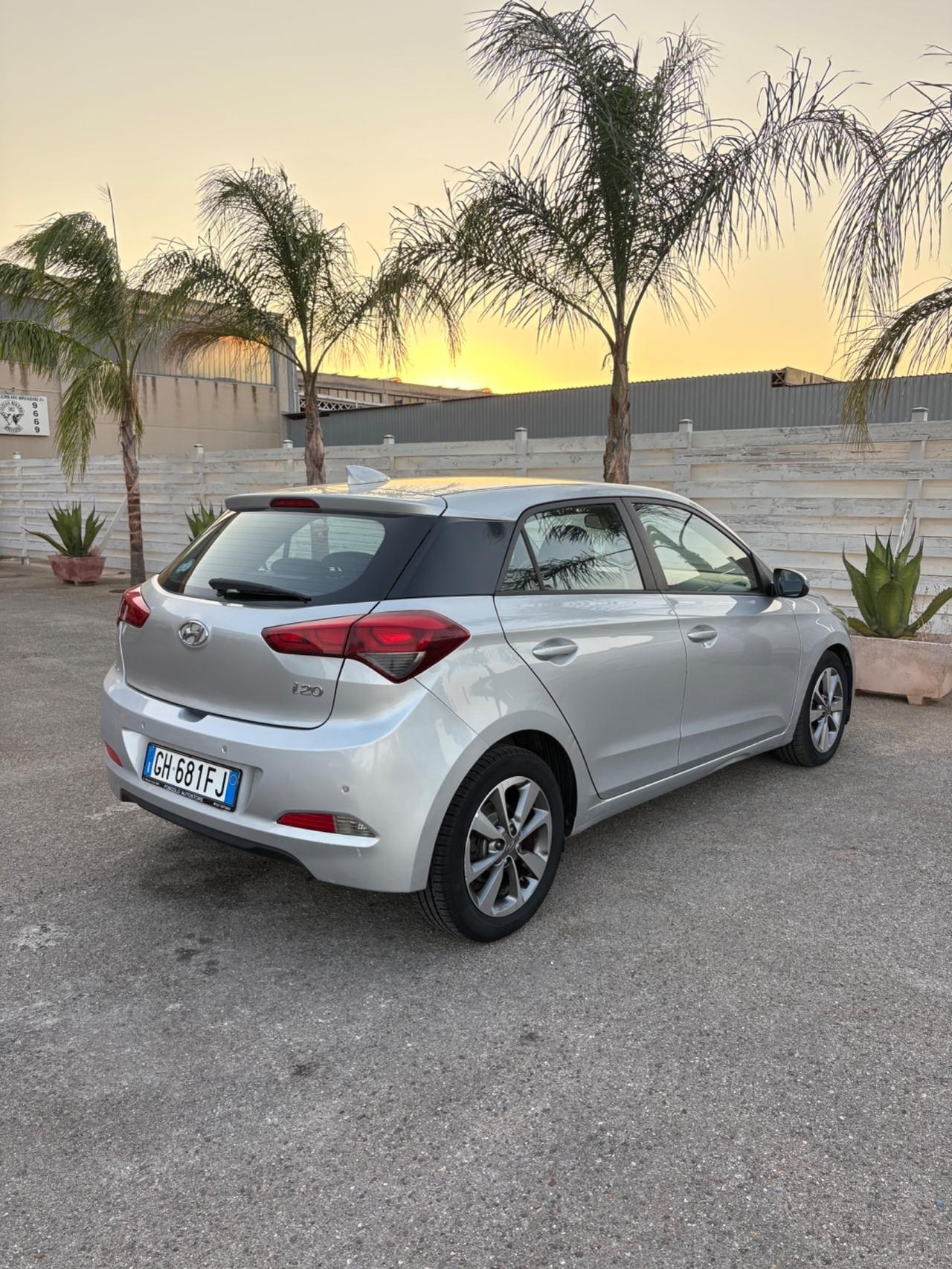 Hyundai i20 1.1 diesel 5 porte in pronta consegna