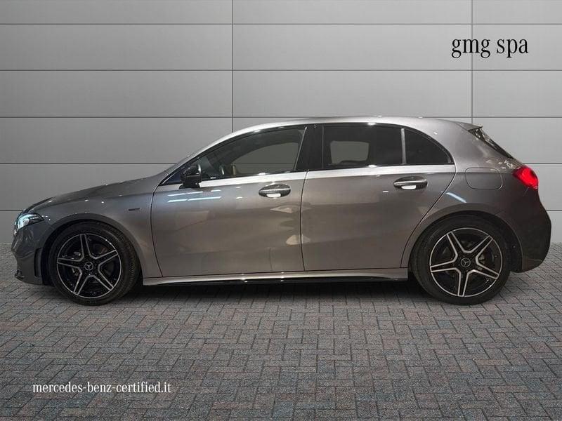 Mercedes-Benz Classe A A 180 d Premium Night edition Plus auto