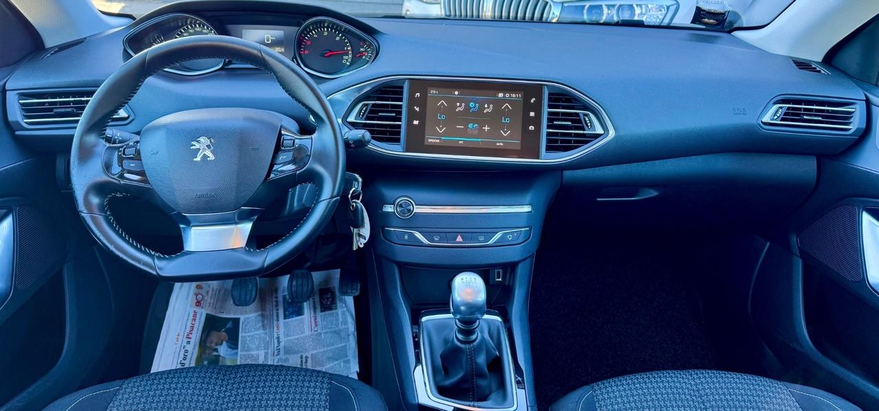 Peugeot 308 BlueHDi 130 S&S SW Tech Edition