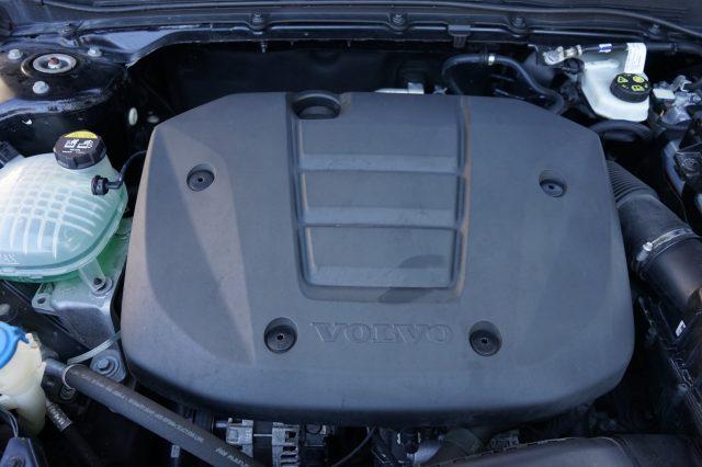 VOLVO XC40 T3 Geartronic Inscription Pari al Nuovo Certificat