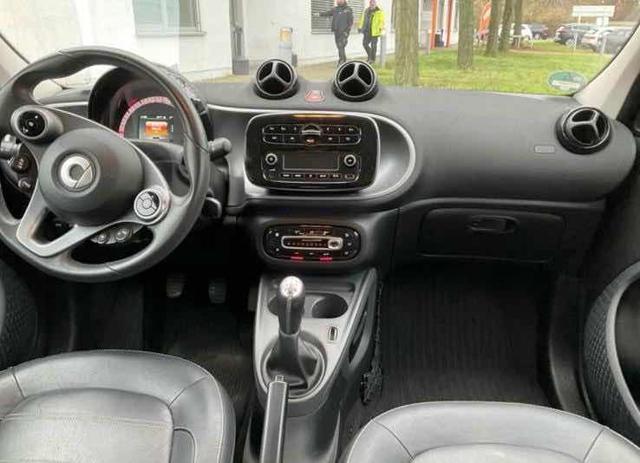 SMART ForFour 70 1.0 Prime